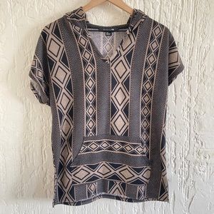 Forever 21 Beach Cover Up Top Size Small